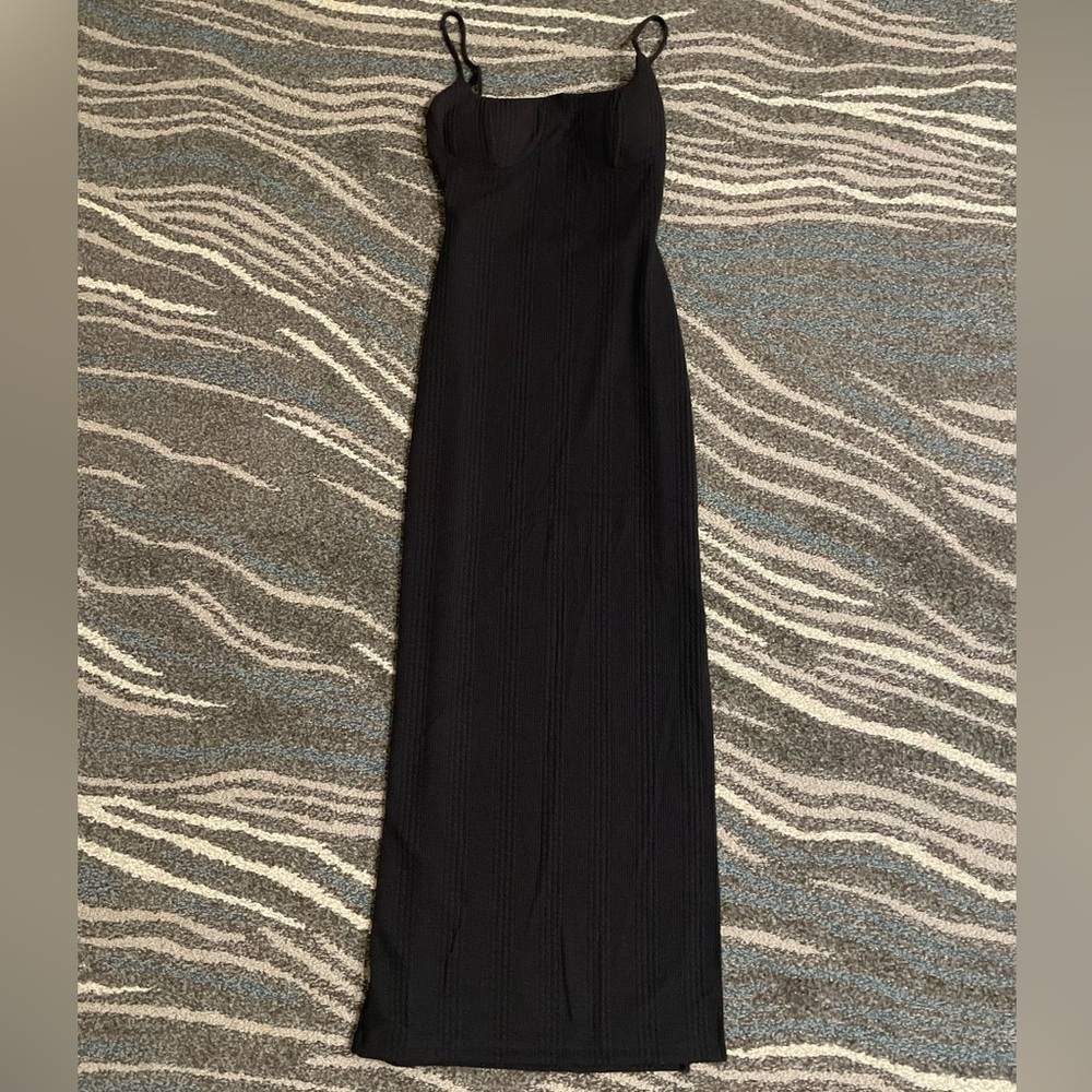 Heart Hips Black Maxi Dress